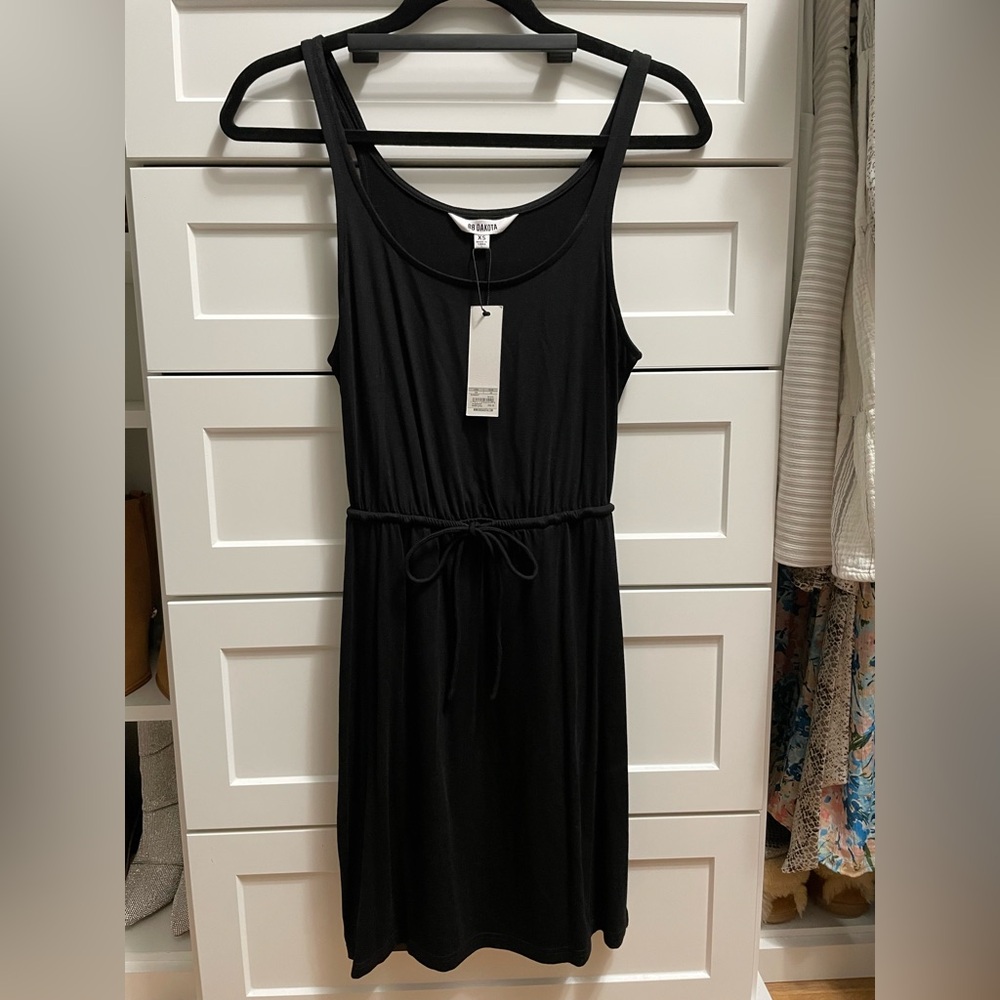 NWT BB Dakota Black Sleeveless Dress